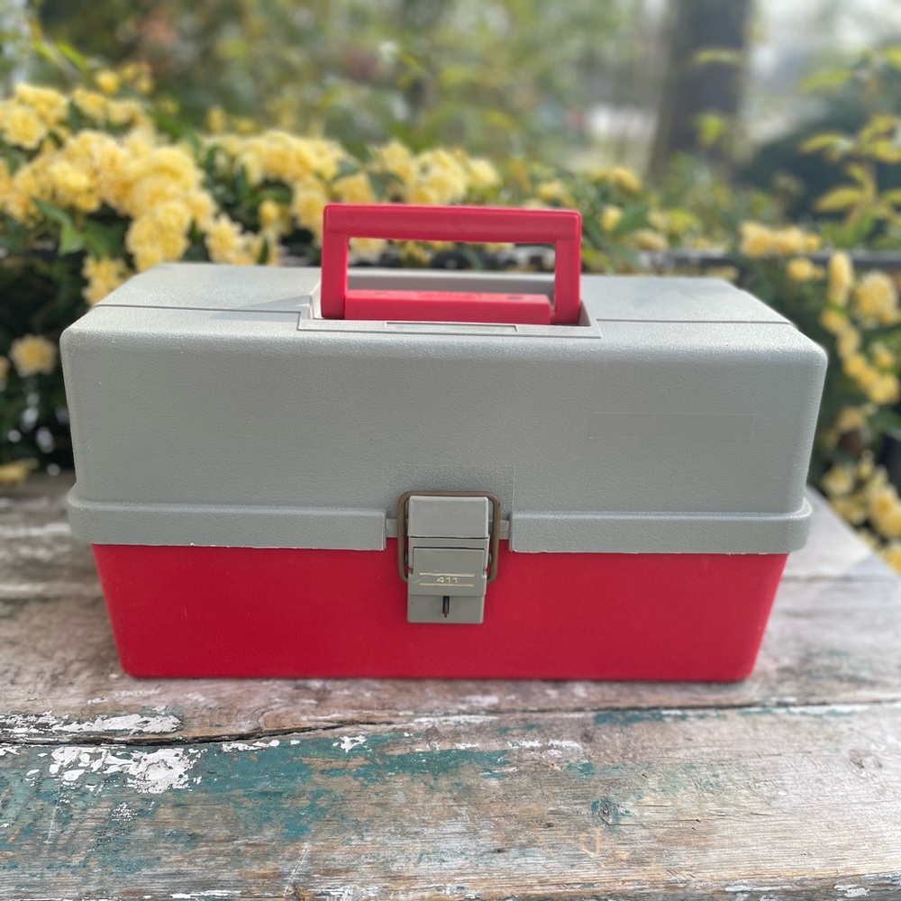 Vintage Plano 411 Red storage lockable box